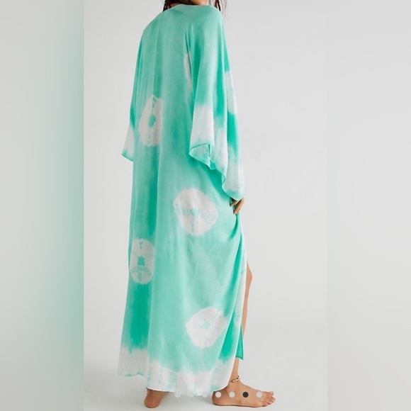Free People Mint Green & White Spell Bound Tie Dye Kimono NWOT Size OS SKU1104 - Picture 8 of 8